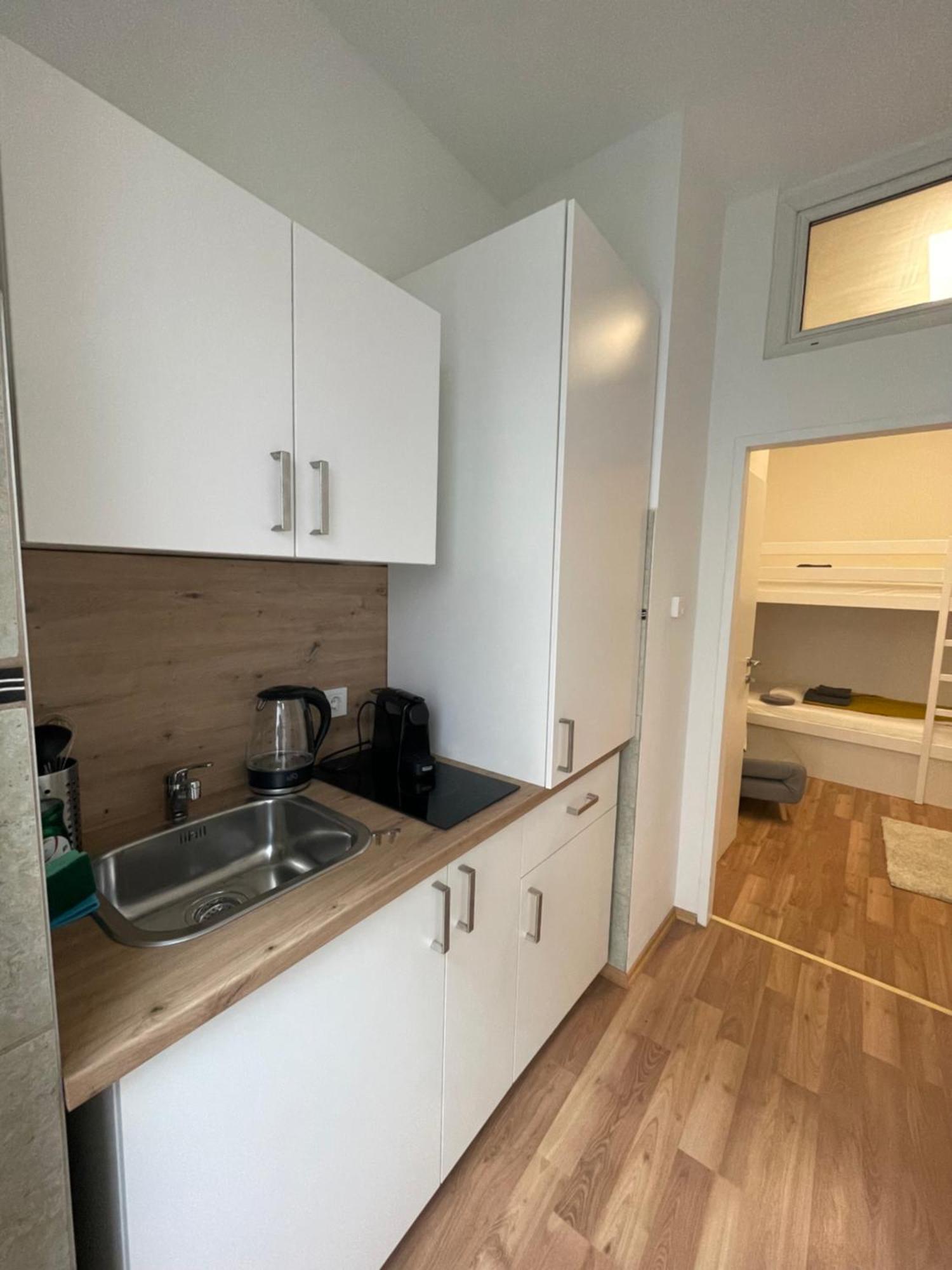 Central Mini Apartment Rhg 1 Viena Exterior foto