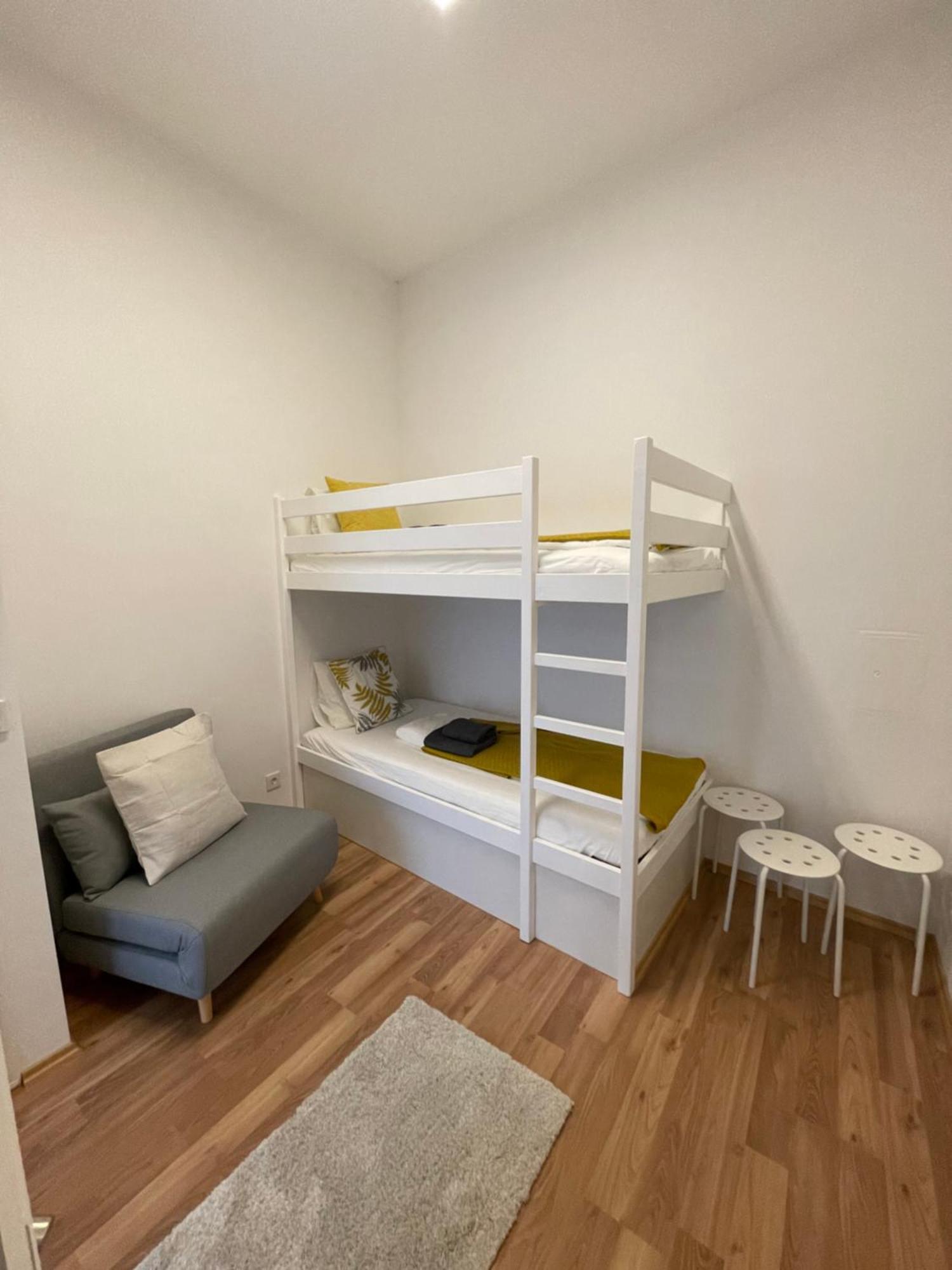 Central Mini Apartment Rhg 1 Viena Exterior foto